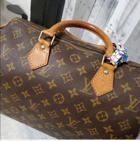 Monogram Louis Vuitton Speedy 30 - Picture 9 of 15